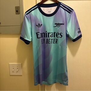 Men’s Adidas Arsenal London Futbol Jersey size Small